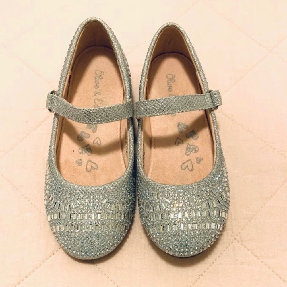 Size 10 Toddler Olive & Edie Silver Sparkle Shoes